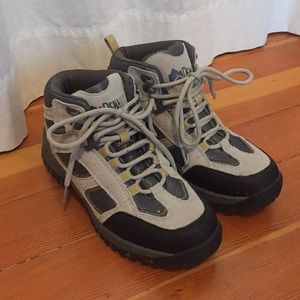 Denali Hiking Boots